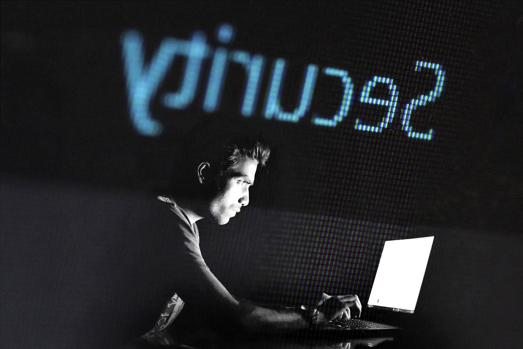 Ochrona cyfrowa i zabezpieczenia przed zagrożeniami cybernetycznymi